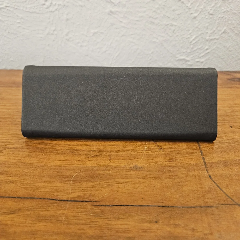 Wittnauer‎ Eyeglasses & Sunglasses Case Triangle Magnetic Black Velvet Interior